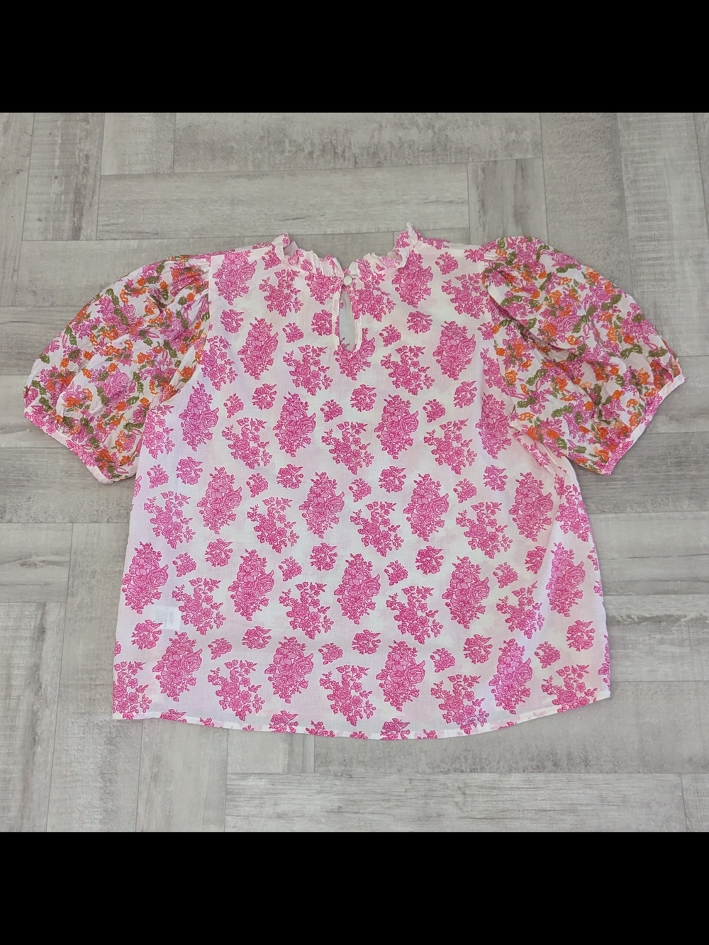 THML S Pink White Floral Embroidered Puff Sleeve Mock Neck Blouse Boho Preppy - Picture 2 of 6